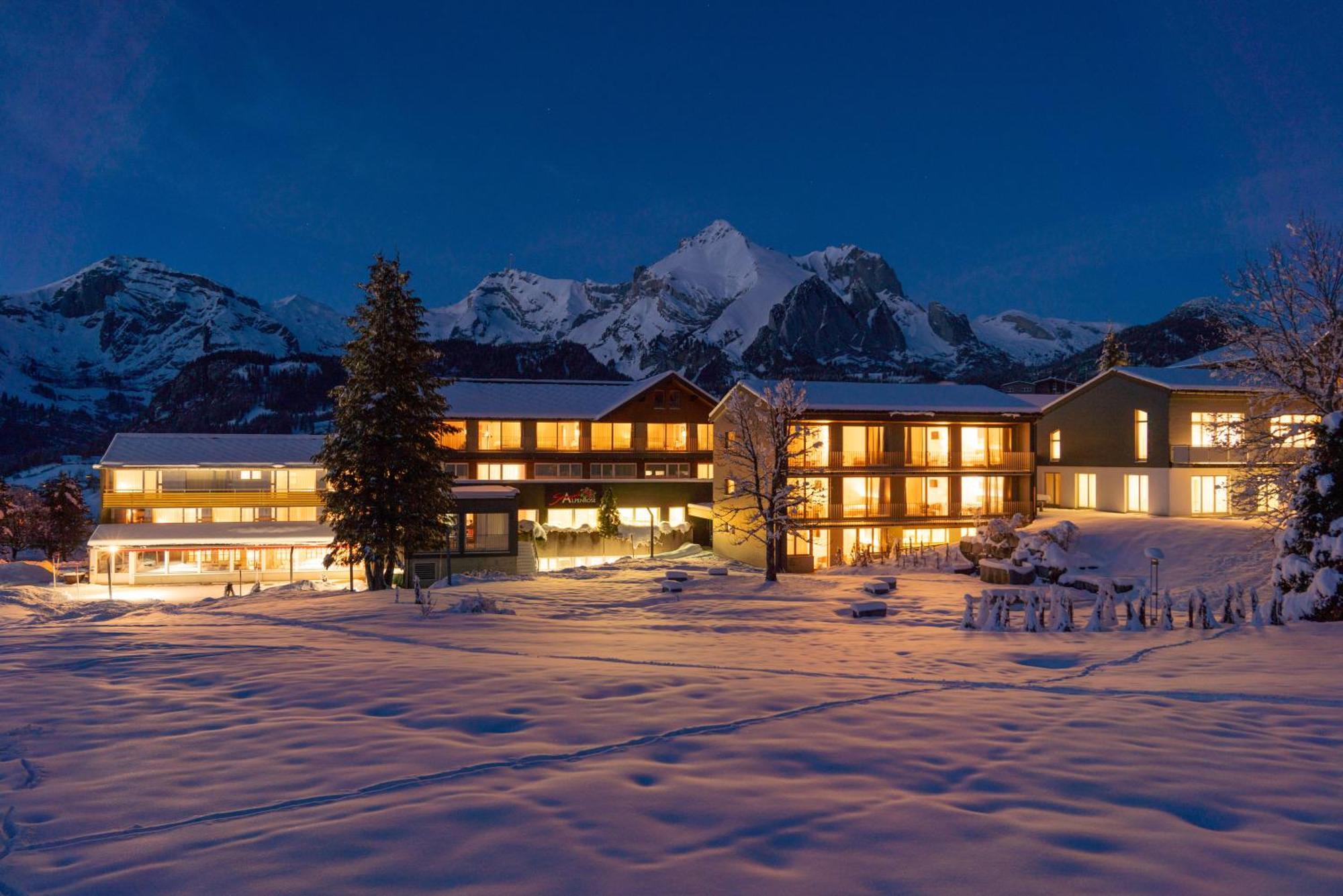 Hotel Stump'S Alpenrose Wildhaus Exterior photo